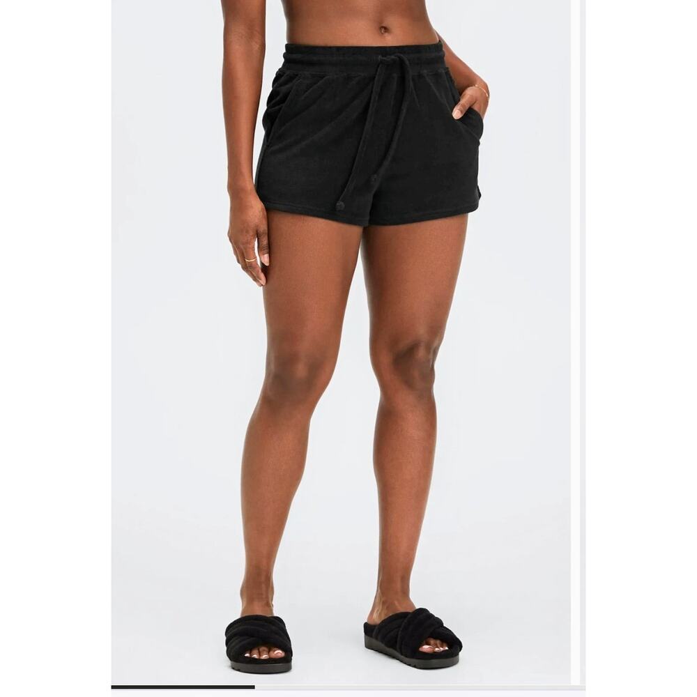Fabletics Ladies Shorts, Size M‎